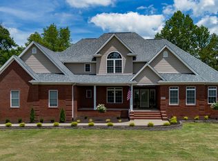 1515 Krebs Station Rd, Paducah, KY 42003