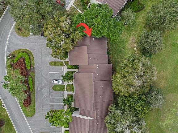 5th image of 6433 SE Brandywine Court #120