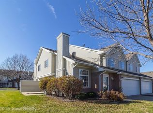 4500 104th St APT 4, Urbandale, IA 50322