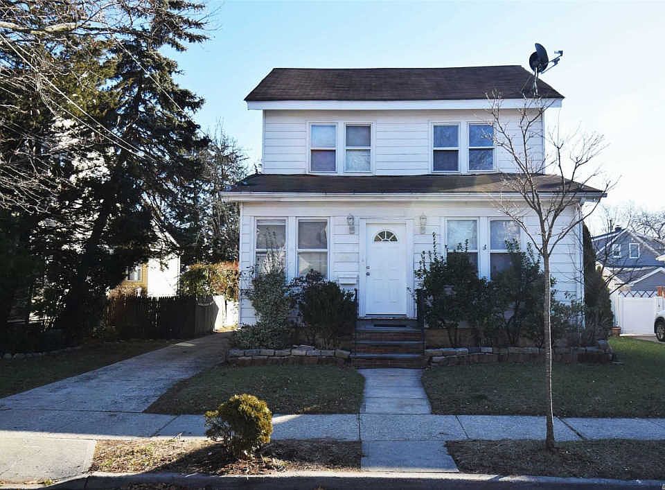 1st image of 86 Woodlawn Ave