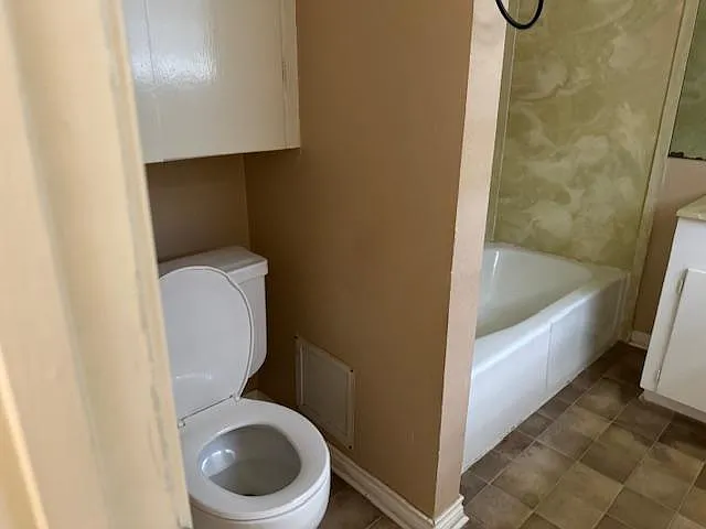 6325 Friartuck Ln — Photo 10
