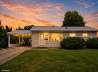 1209 Eleanor Dr, Waterloo, IA 50701