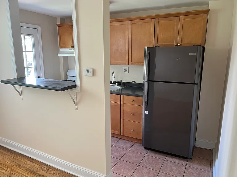 3318 Lake Ave — Photo 5