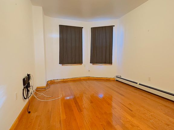 4th image of 14-30 132nd St Floor 2