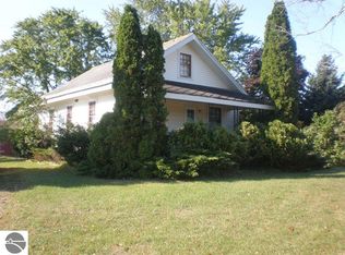 8320 E Traverse Hwy, Traverse City, MI 49684