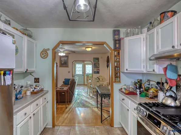 2326 Wilson Ave, Hot Springs, SD 57747