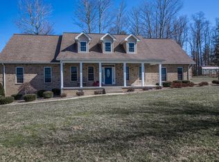 104 Hemlock Cir, Beaver, WV 25813