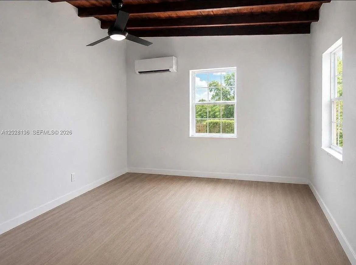 2 bed, $2,750 — Photo 2
