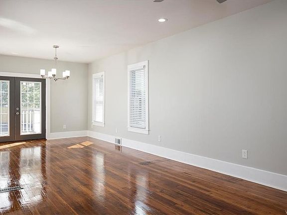 4th image of 61 Mandan St