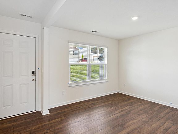 4th image of 3063 Villas Creekside Dr