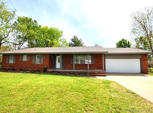 1004 Francis Ave, Tahlequah, OK 74464