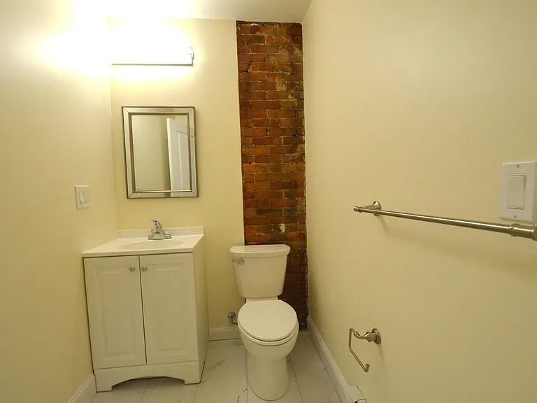 35 Brookline St #8 — Photo 12