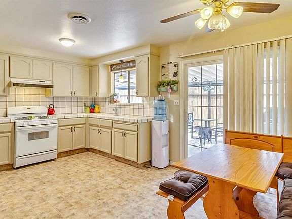 5th image of 1135 Lorene Ave