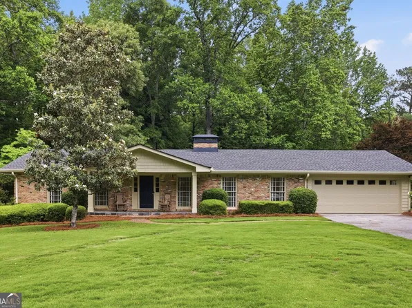 7265 Thornhill Ln, Sandy Springs, GA 30328