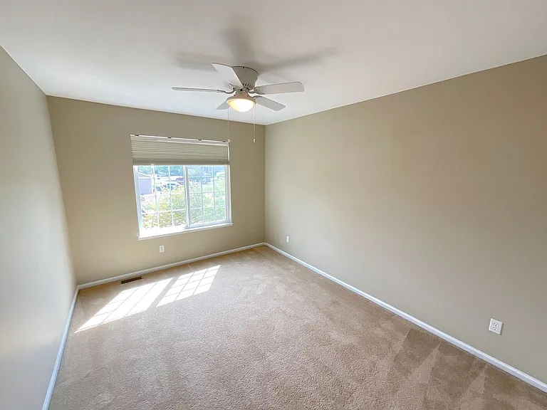 7168 Prairie Wind Dr — Photo 35