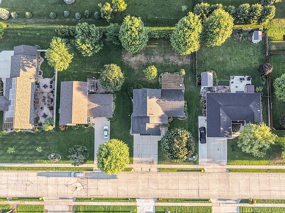 3rd image of 1302 32nd St