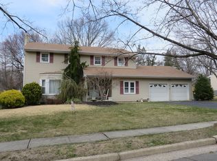 33 Kings Rd, East Brunswick, NJ 08816