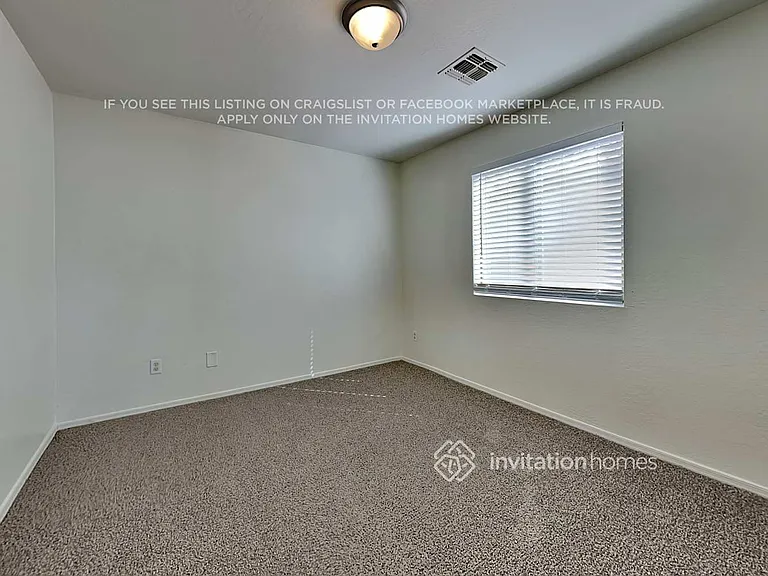 6805 N 130th Ave — Photo 12