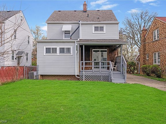 3rd image of 16805 Milburn Ave