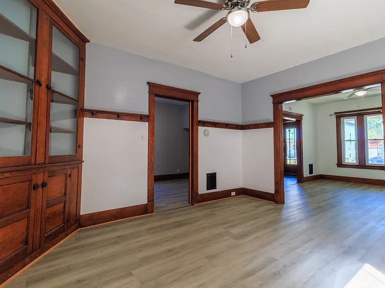159 Royal Ave #1 — Photo 7