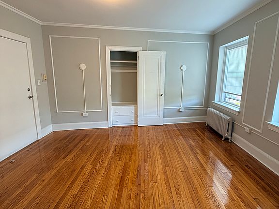 3rd image of 1175 Chapel St #302