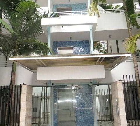 Control Access with intercom system