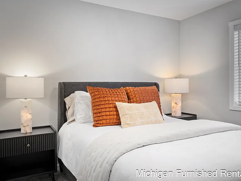 4322 Pine Forest Blvd NE #11 — Photo 12