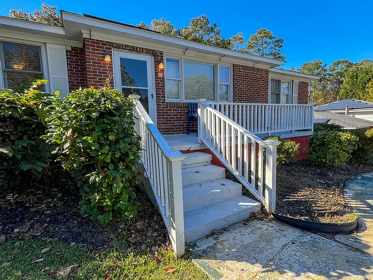 10 Vera Cir #1 — Photo 43