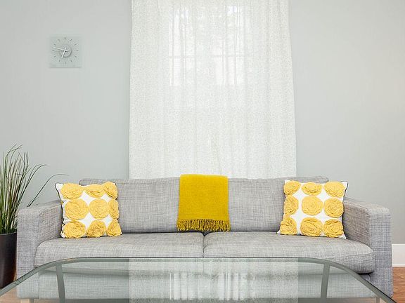 4th image of 4013 Avenue F #A