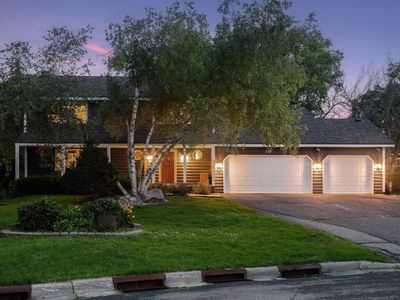 717 Chicago Dr, Burnsville, MN, 55306