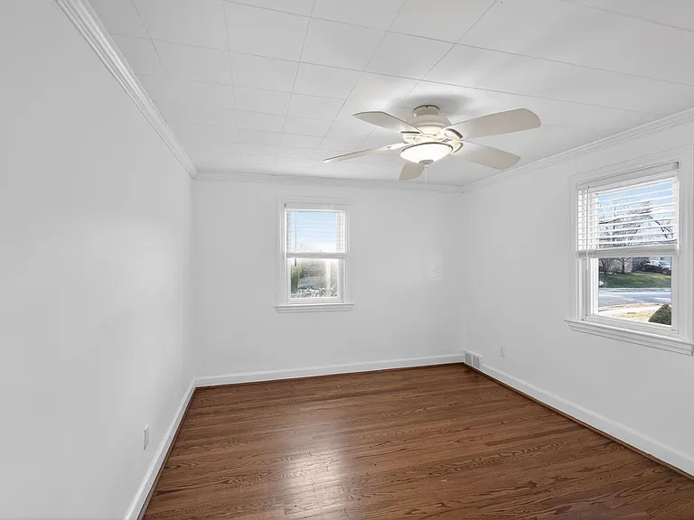 349 Kirks Ln — Photo 21