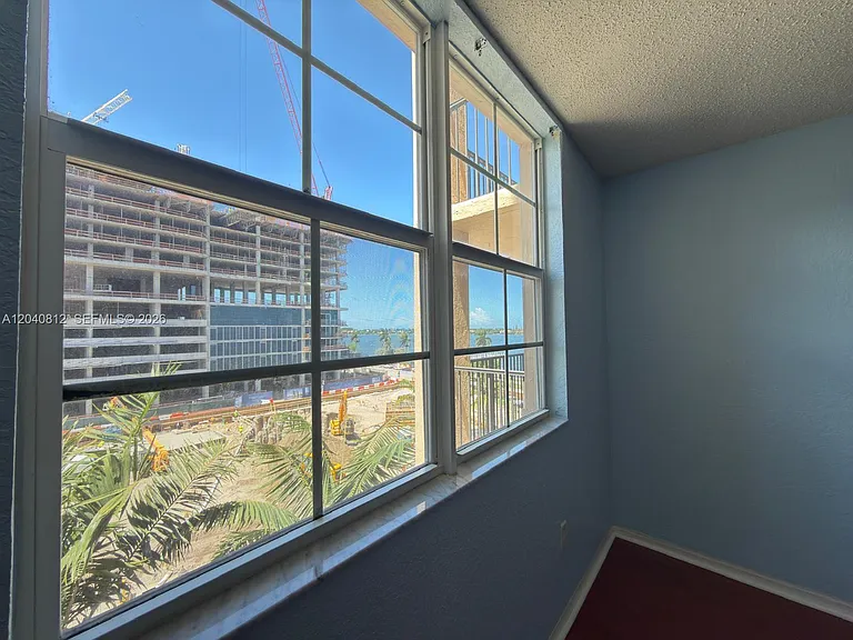 1801 N Flagler Dr #634 — Photo 28