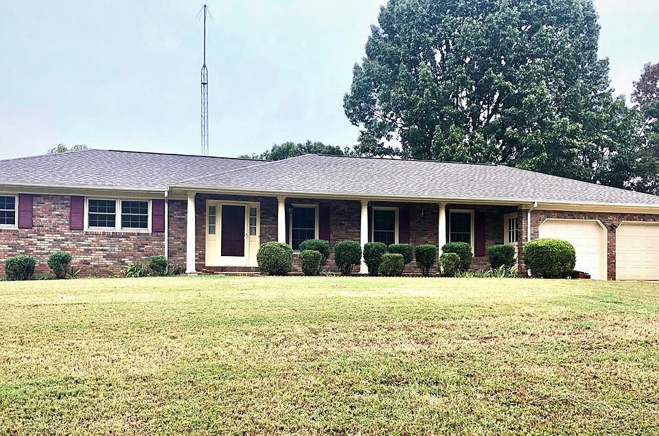 1st image of 7719 Dr Kennedy Dr