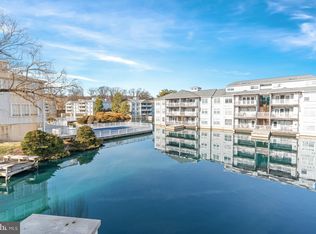 103 Waters Edge Dr, Newark, DE 19702