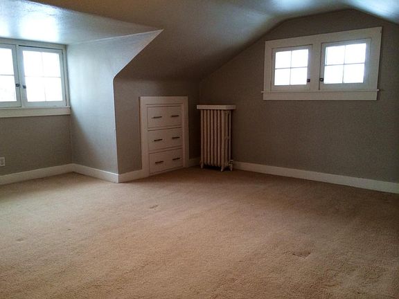 Master Bedroom (top floor)