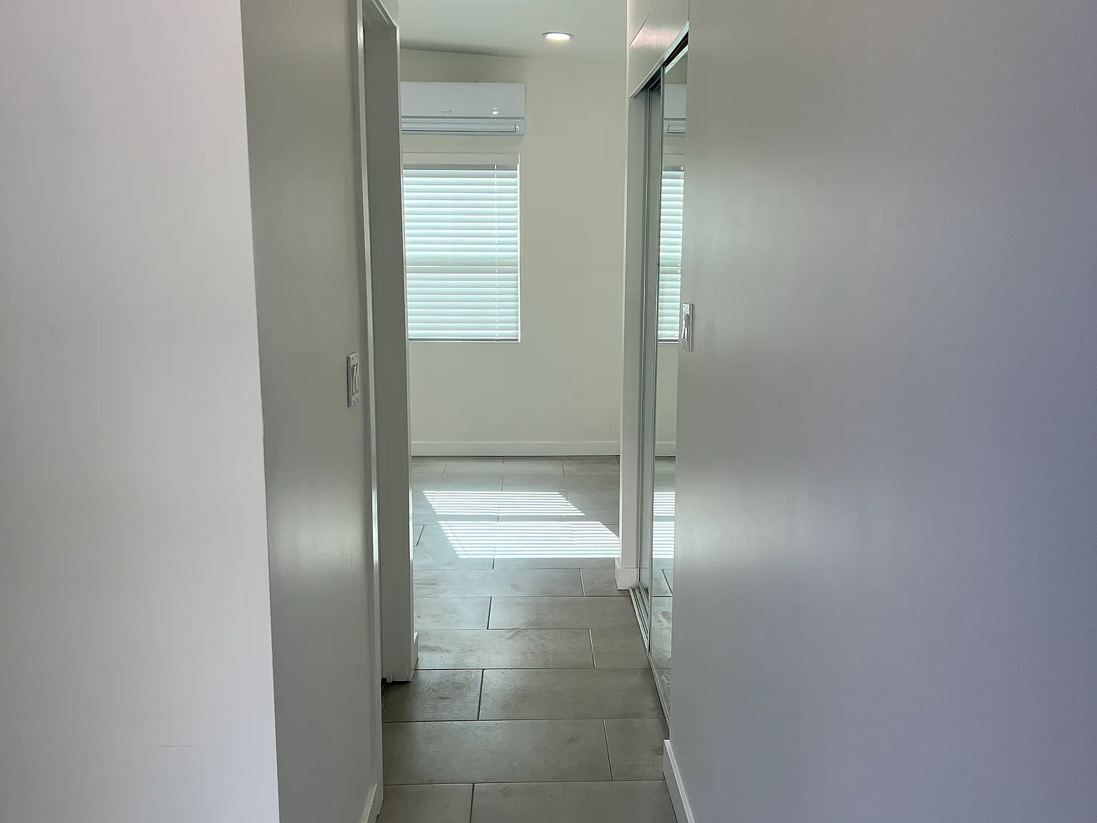 Studio, 435 sqft, $1,650 — Photo 2