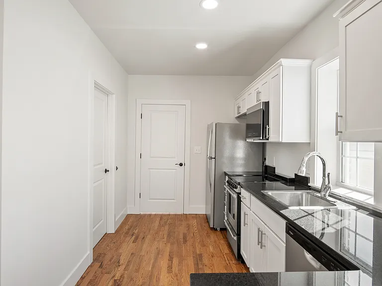 2733 E Magnolia Ave #103 — Photo 3