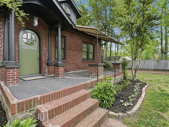 5th image of 3211 Avenal Ave