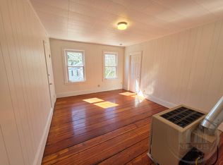  121 Church St 2ndFlr 2B/1B FreshPaint NEWFloors NEWAppliances PetsOK, Woonsocket, RI 02895