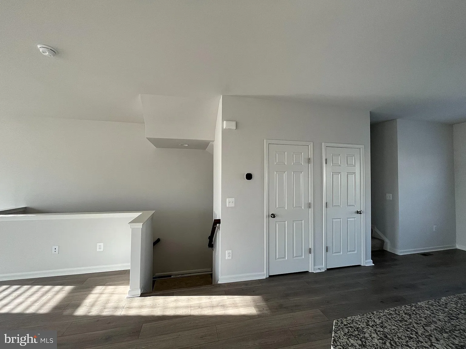4 bed, 3.5 bath, 2500 sqft, $2,500 — Photo 3