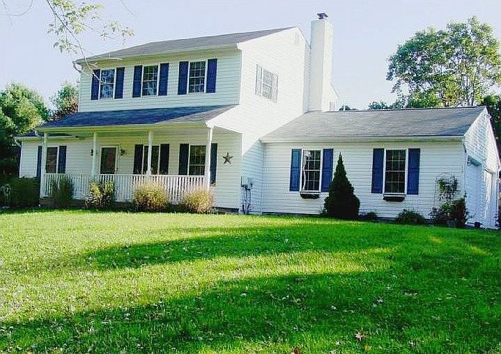 1st image of 34 Kristin Cir