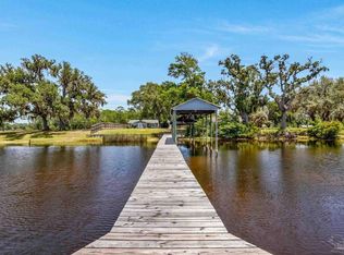 7631 Petersen Point Rd, Milton, FL 32583