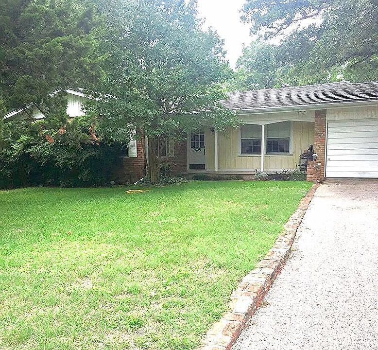 1st image of 7829 Chadwick Rd