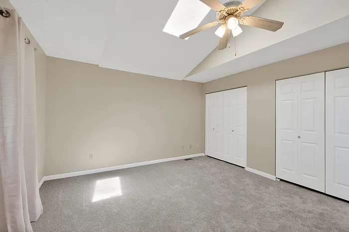 4631 Graceland Ave — Photo 28