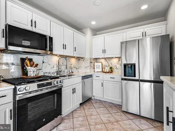 812 Forest Glen Rd, Silver Spring, MD 20901