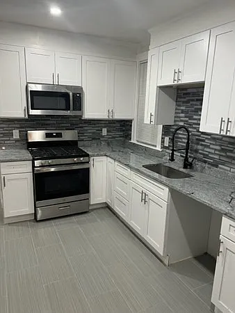 220 Pearl St #2 — Photo 9