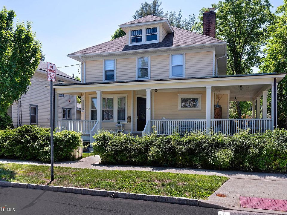 1st image of 113 W Prospect St