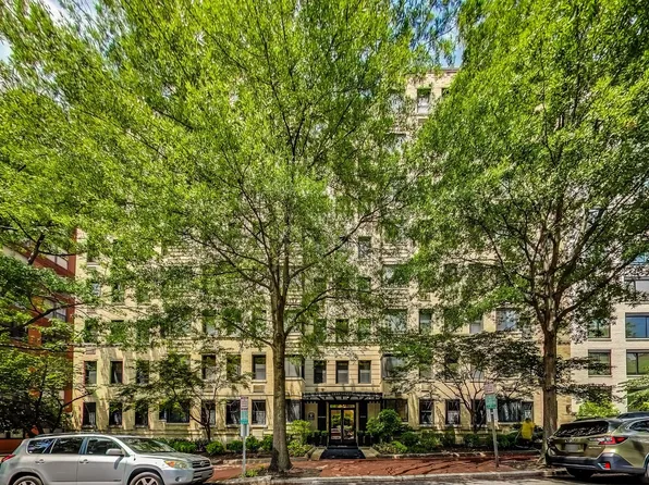 1010 25th St NW, Washington, DC