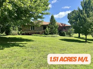 1249 E Stonebrook Rd, Ozark, MO 65721