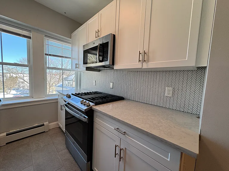 230 Lafayette St #1 — Photo 13